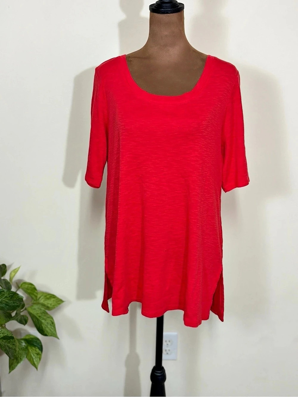 J.Jill pima scoop-neck elbow-sleeve tee Scoop-Neck Tee in Red Size Medium Like